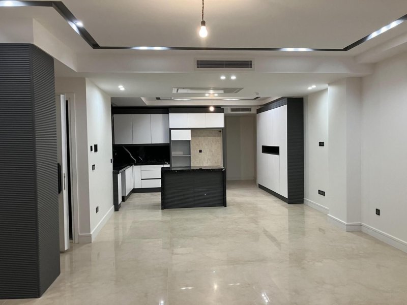 آپارتمان 135 متری سه خوابه در شهرک غرب تهران13745625754