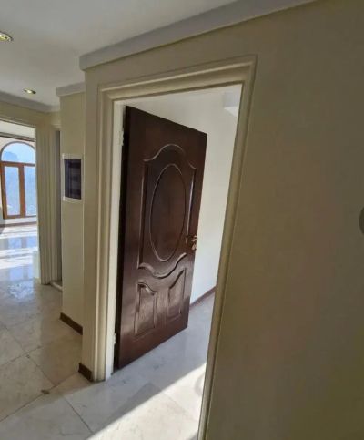 آپارتمان 95 متری دو خوابه در آجودانیه تهران