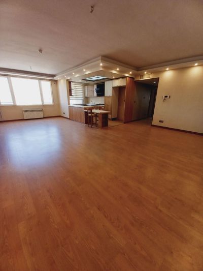 آپارتمان 129 متری سه خوابه در شهرک دانشگاه شریف تهران