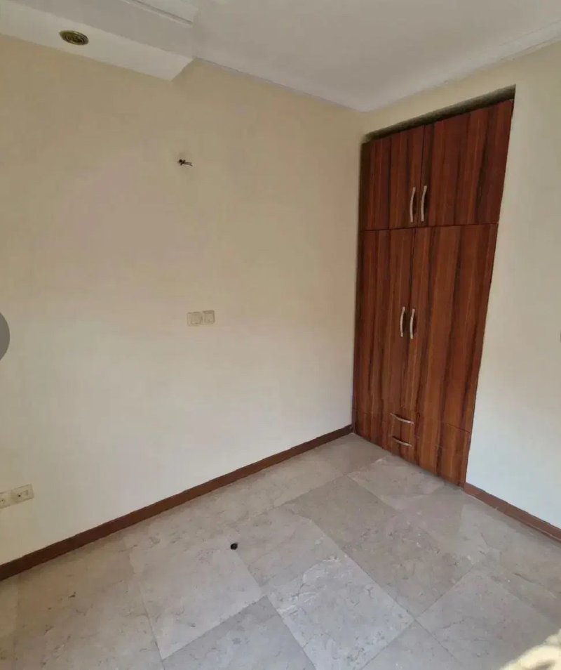 آپارتمان 95 متری دو خوابه در آجودانیه تهران13748525825