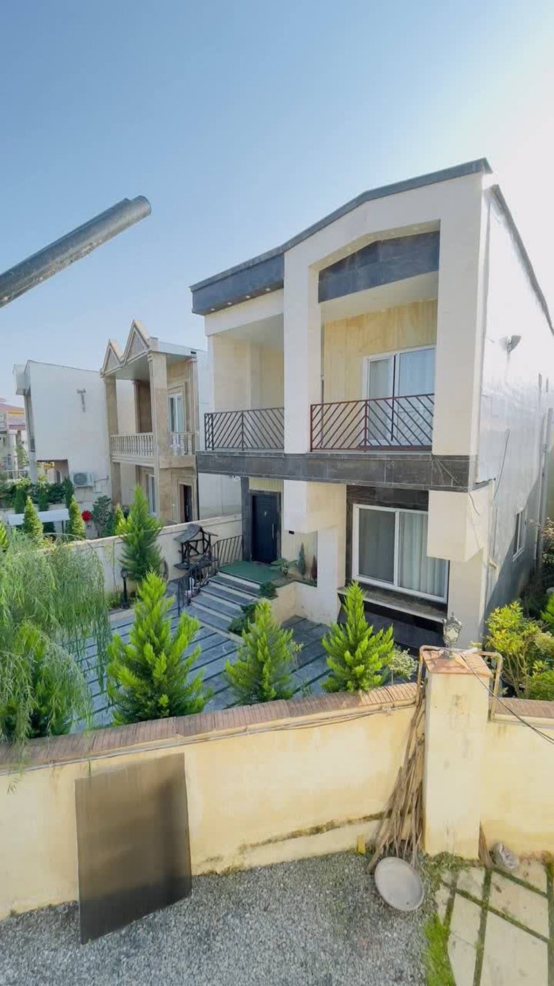 ویلا 190 متری سه خوابه در ورازده چمستان13744725729