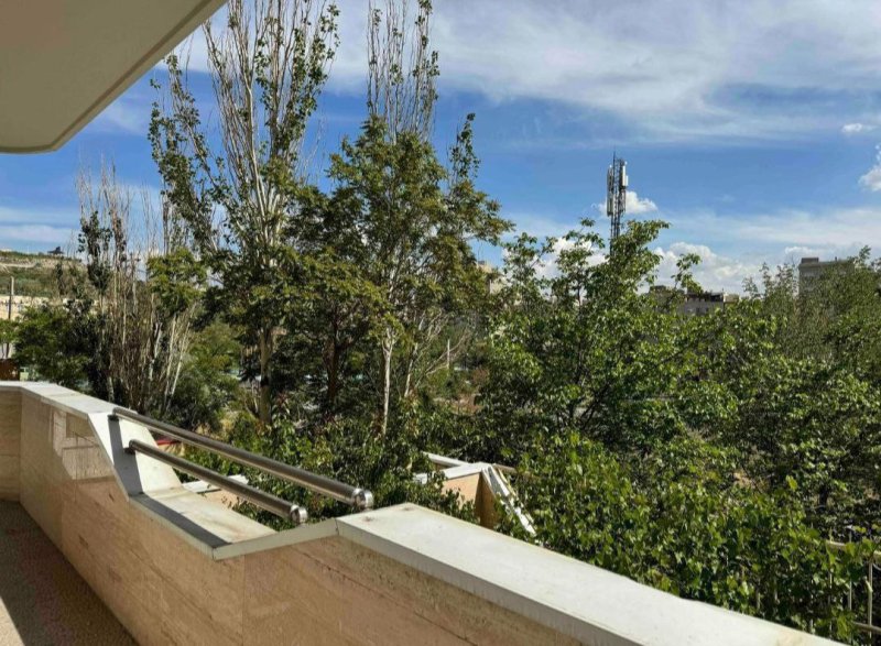 آپارتمان 155 متری سه خوابه در ولیعصر تبریز13749225844