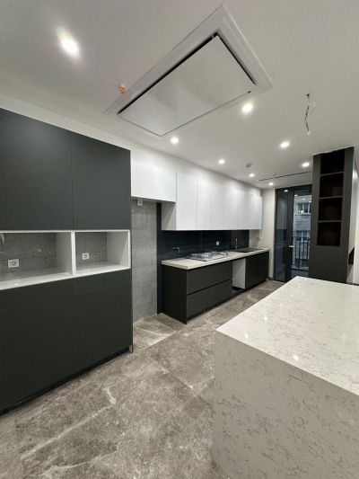 آپارتمان 175 متری سه خوابه در سعادت آباد تهران