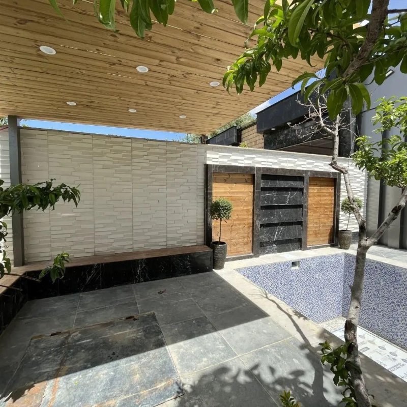 ویلا 300 متری سه خوابه در نور نور مازندران13764126193