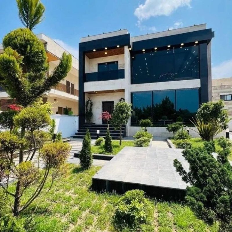 ویلا 300 متری سه خوابه در نور نور مازندران13767026284