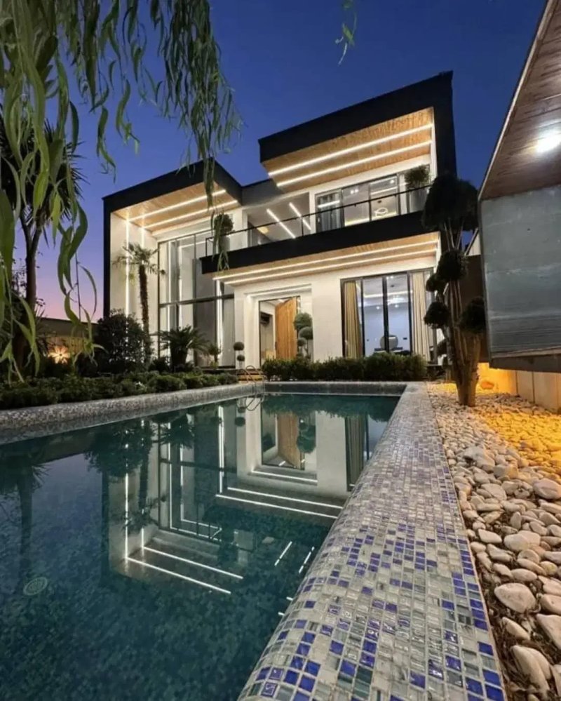 ویلا 350 متری چهارخوابه در نور نور مازندران13771926532