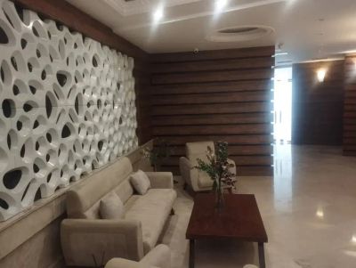 آپارتمان 105 متری دو خوابه در قلهک تهران