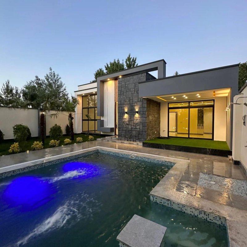 ویلا 280 متری سه خوابه در نور نور مازندران13764526197