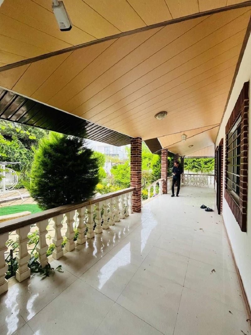 ویلا 600 متری چهارخوابه در نوشهر13772326567