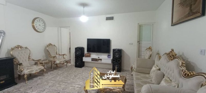 آپارتمان 63 متری یک خوابه در خیابان معلم شهریار13757526043