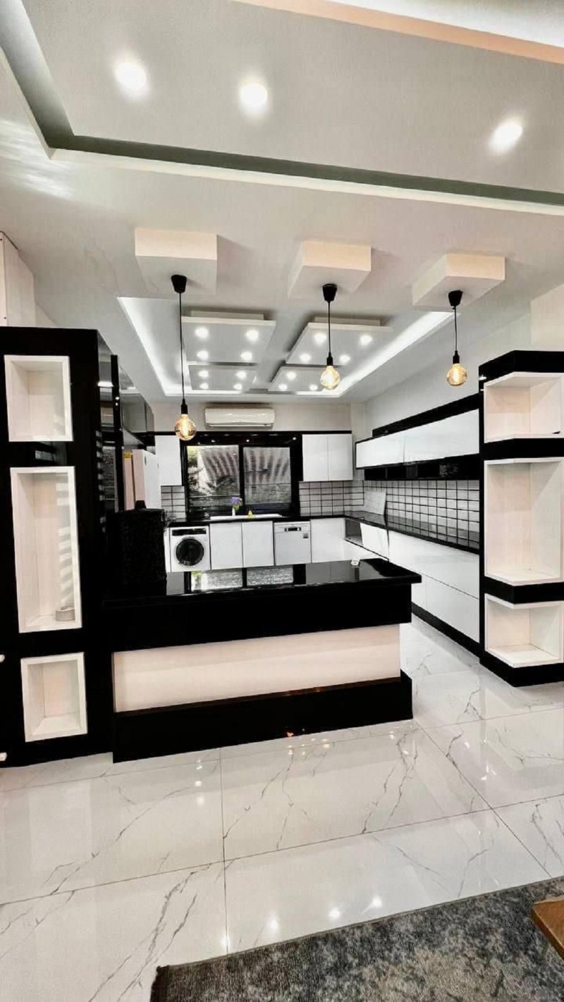 ویلا 300 متری چهارخوابه در نور نور مازندران13768726361