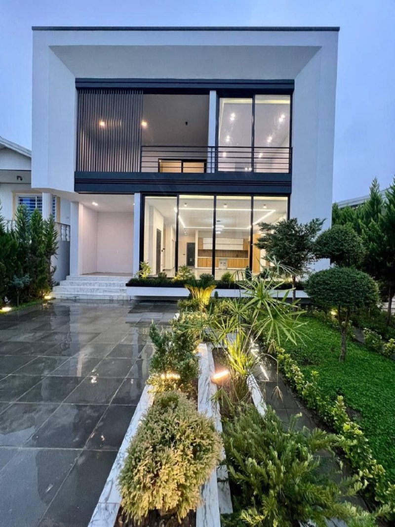 ویلا 320 متری سه خوابه در نور نور مازندران13769726392