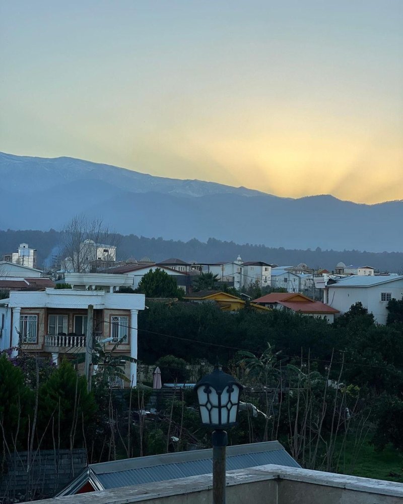 ویلا 450 متری چهارخوابه در نور نور مازندران13772726588