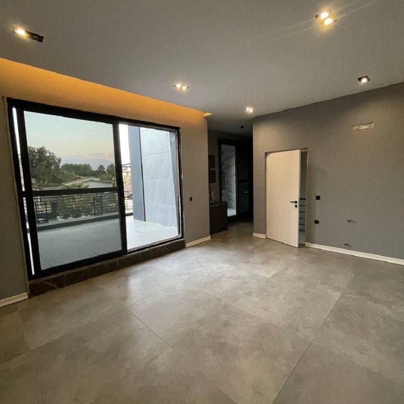 ویلا 300 متری سه خوابه در نور نور مازندران13769026371