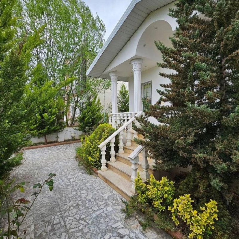 ویلا 250 متری دو خوابه در نور نور مازندران13769426383