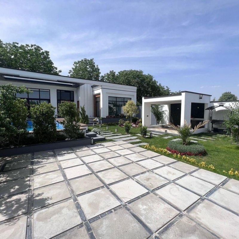 ویلا 350 متری سه خوابه در نور نور مازندران13770826453