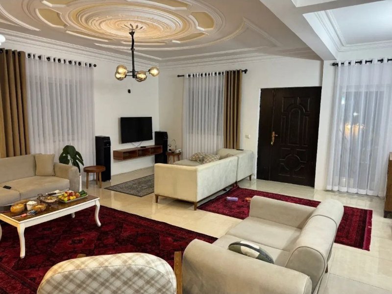 ویلا 350 متری دو خوابه در امیرآباد چمستان13772826597