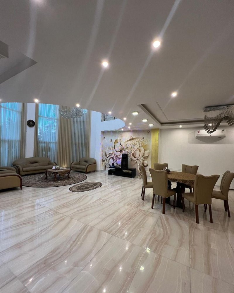 ویلا 450 متری چهارخوابه در نور نور مازندران13772726583