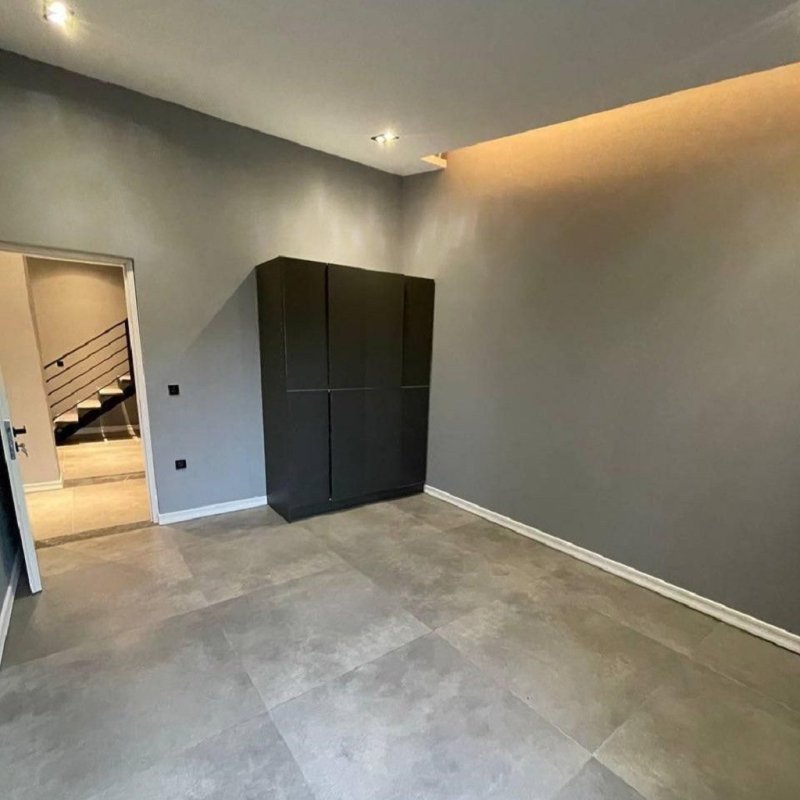 ویلا 300 متری سه خوابه در نور نور مازندران13769026375