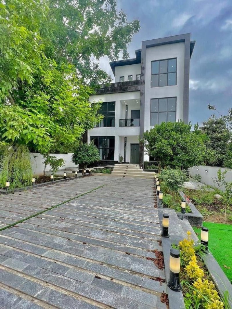 ویلا 250 متری سه خوابه در نور نور مازندران13773326611