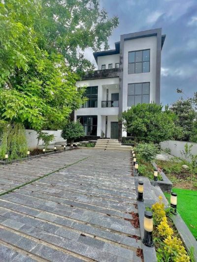 ویلا 250 متری سه خوابه در نور نور مازندران