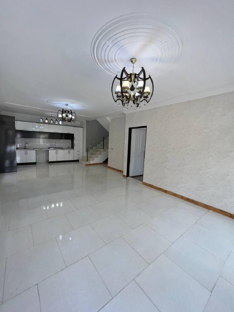 ویلا 280 متری سه خوابه در نور نور مازندران13773926642