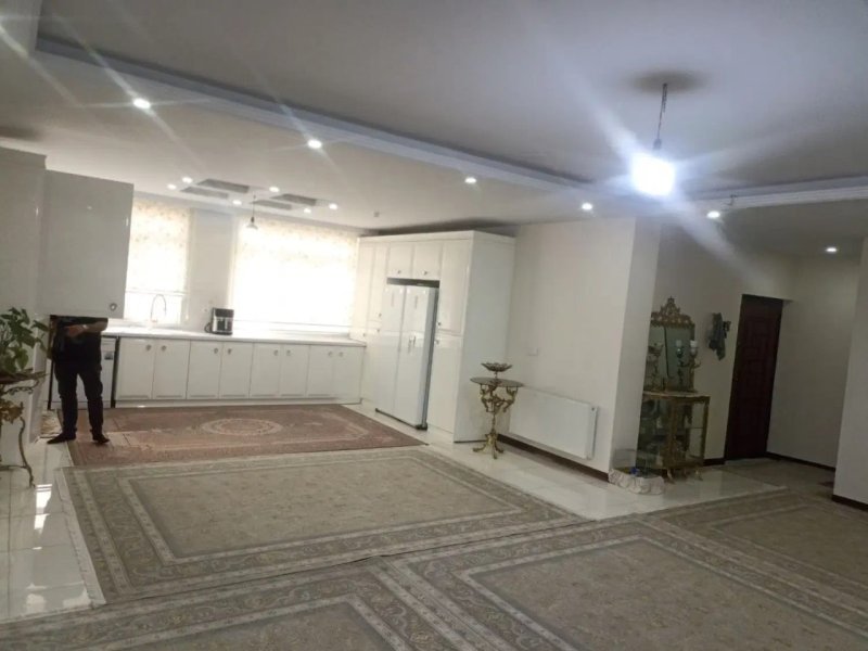 آپارتمان 116 متری سه خوابه در افسریه تهران13756026012