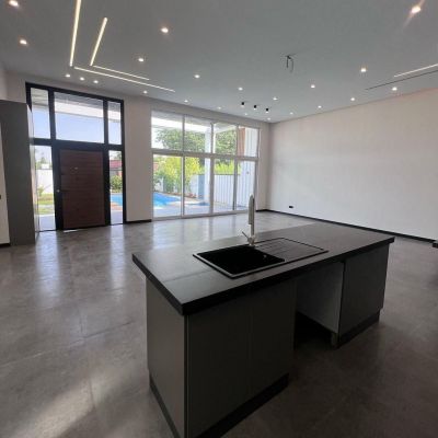 ویلا 350 متری سه خوابه در نور نور مازندران