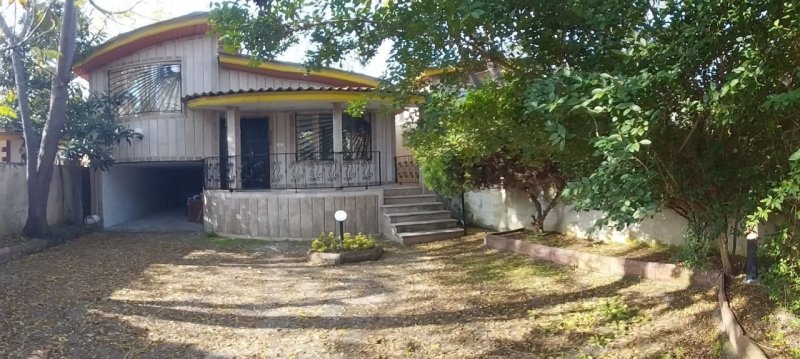 ویلا 250 متری در شهرک آپادانا چمستان13774726661