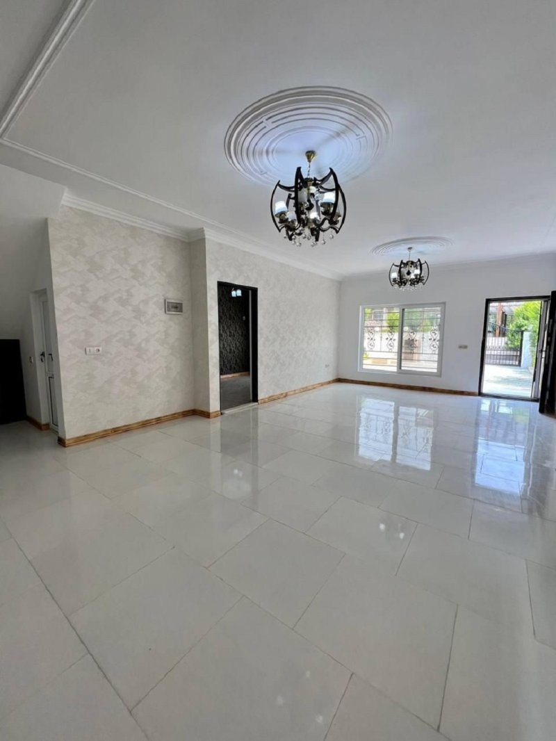 ویلا 280 متری سه خوابه در نور نور مازندران13773926640