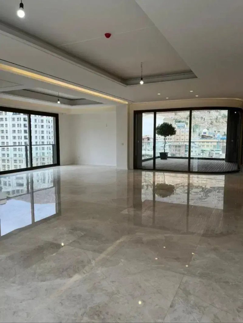 آپارتمان 220 متری سه خوابه در فرمانیه تهران13759126083