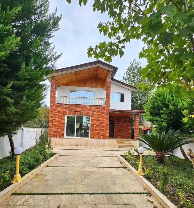 ویلا 250 متری سه خوابه در الیمالات نور مازندران13761826136