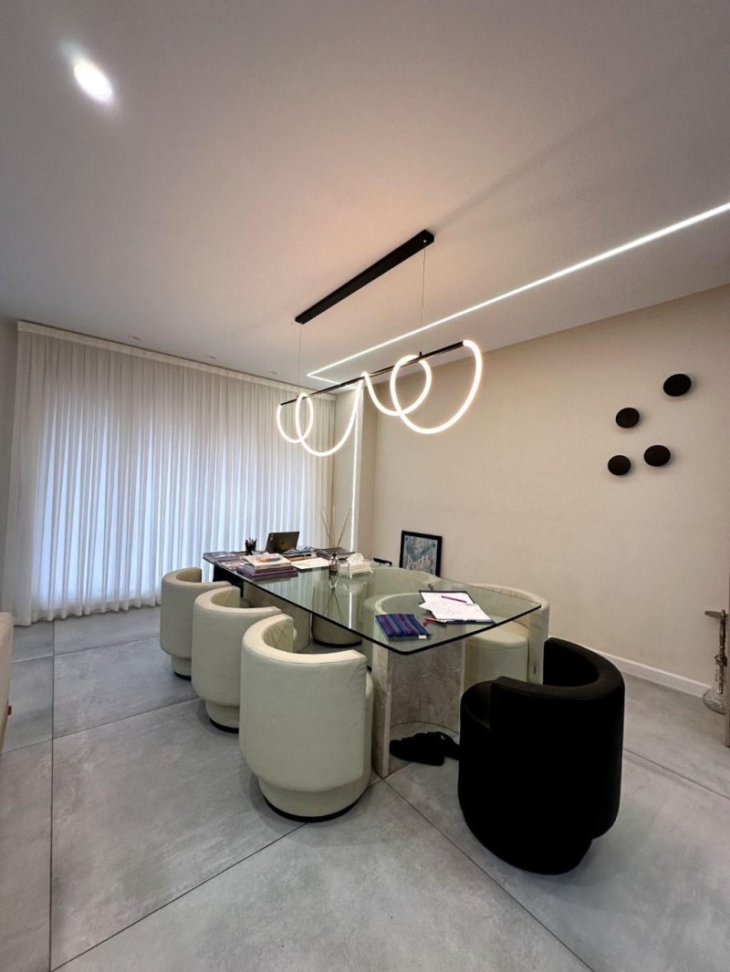 آپارتمان 225 متری سه خوابه در سعادت آباد تهران13757626049