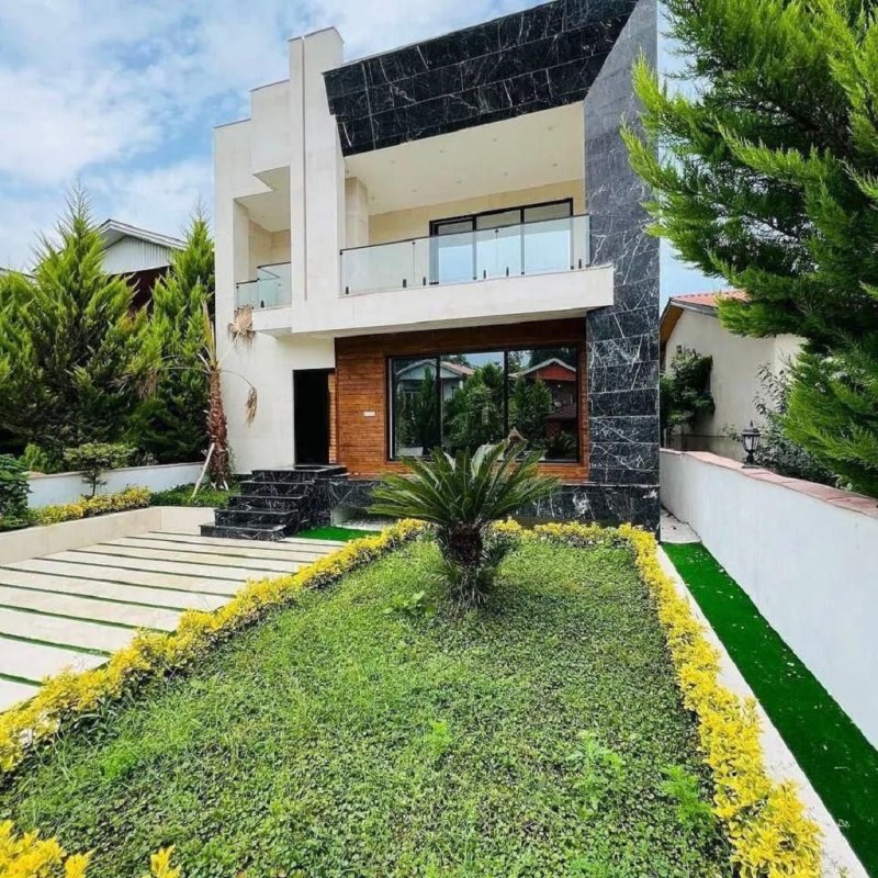 ویلا 300 متری سه خوابه در نور نور مازندران13783526975