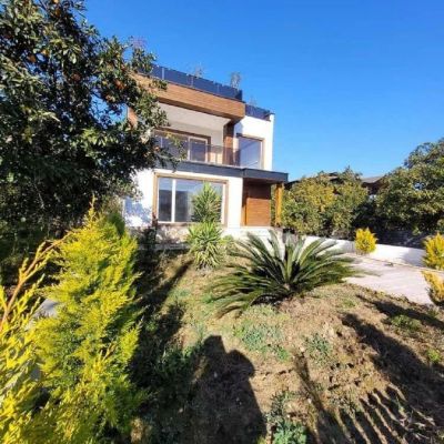 ویلا 320 متری سه خوابه در نور نور مازندران