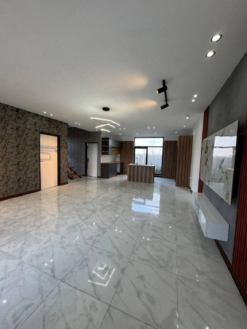 ویلا 250 متری سه خوابه در نور نور مازندران13782926943