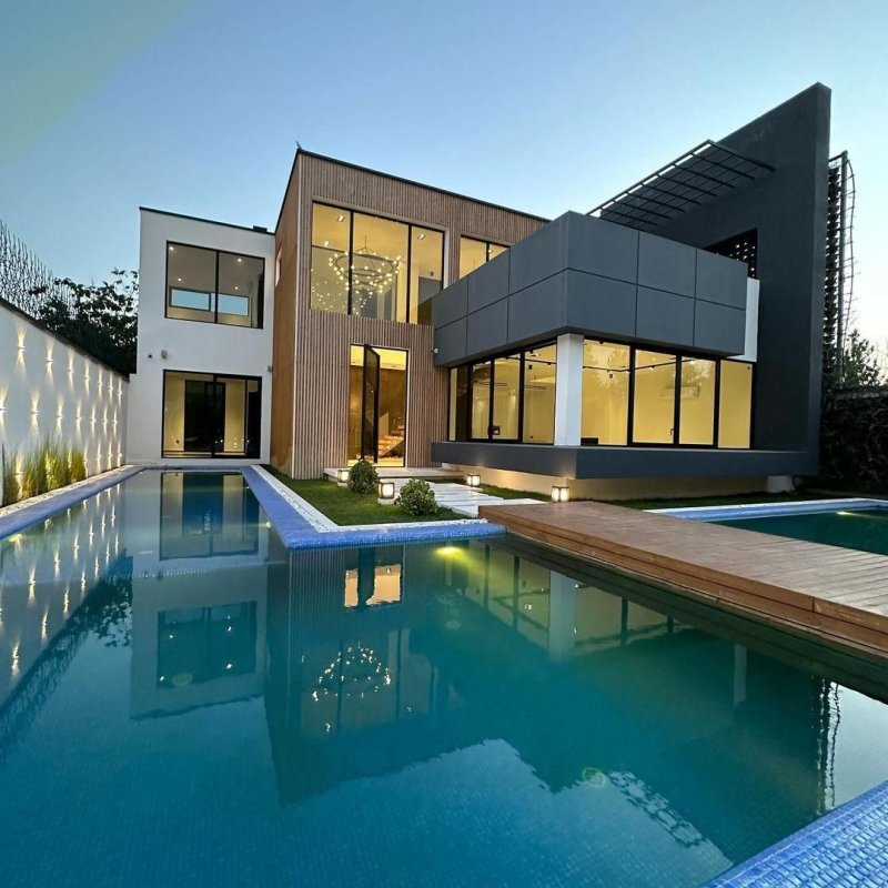 ویلا 700 متری چهارخوابه در نور نور مازندران13780126789