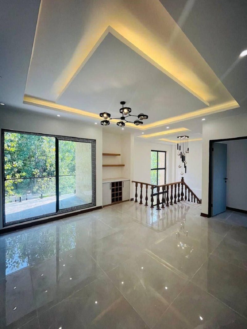 ویلا 360 متری چهارخوابه در نور نور مازندران13781126841