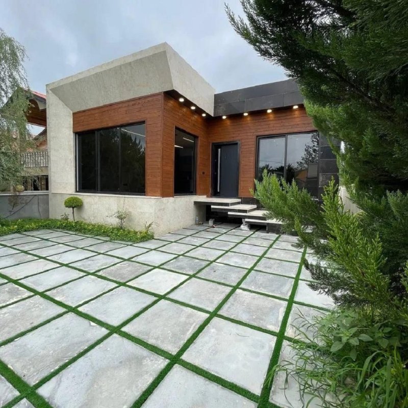 ویلا 240 متری سه خوابه در نوشهر13781726882