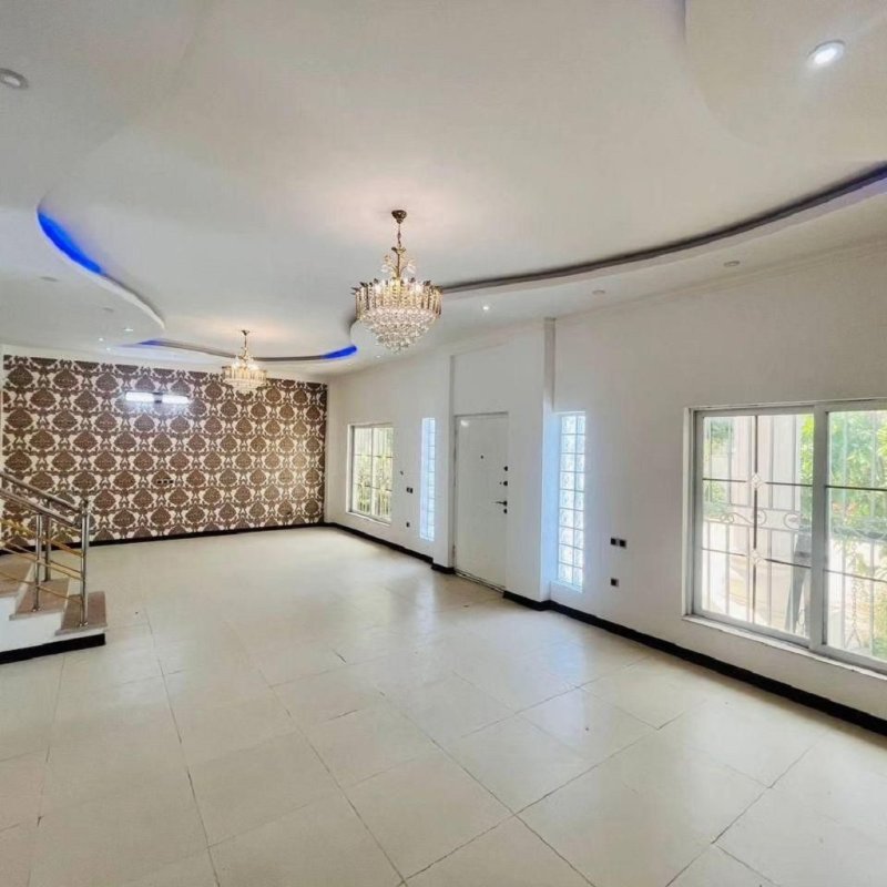 ویلا 400 متری چهارخوابه در نور نور مازندران13784227021