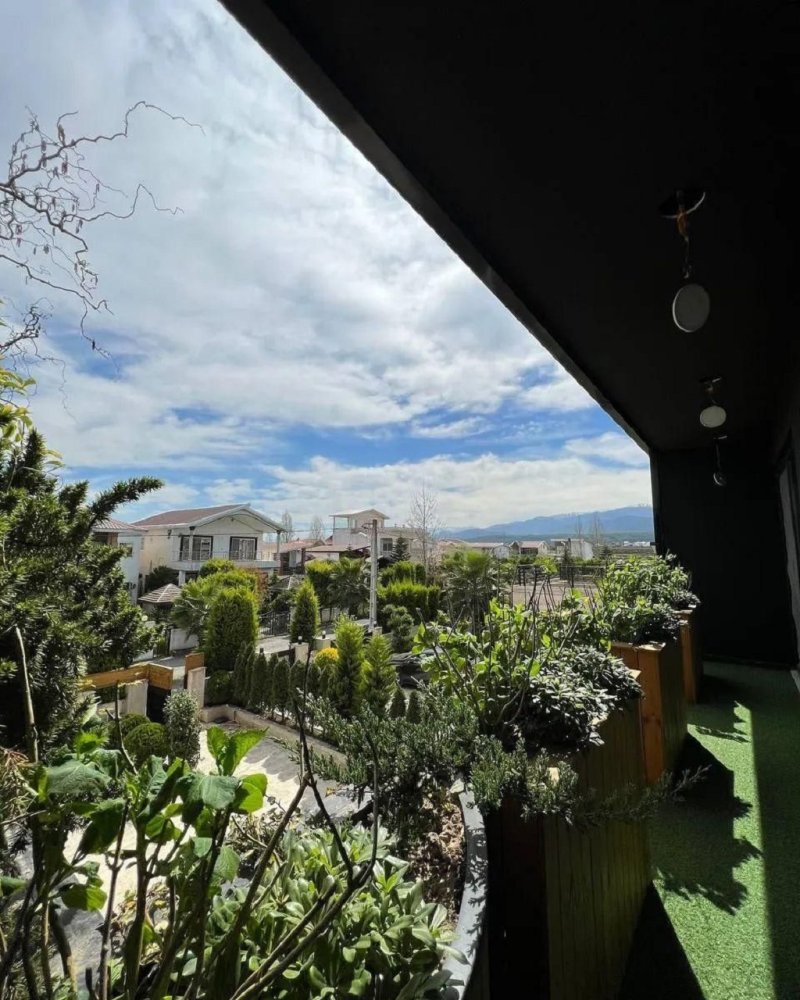 ویلا 400 متری چهارخوابه در نور نور مازندران13782526926