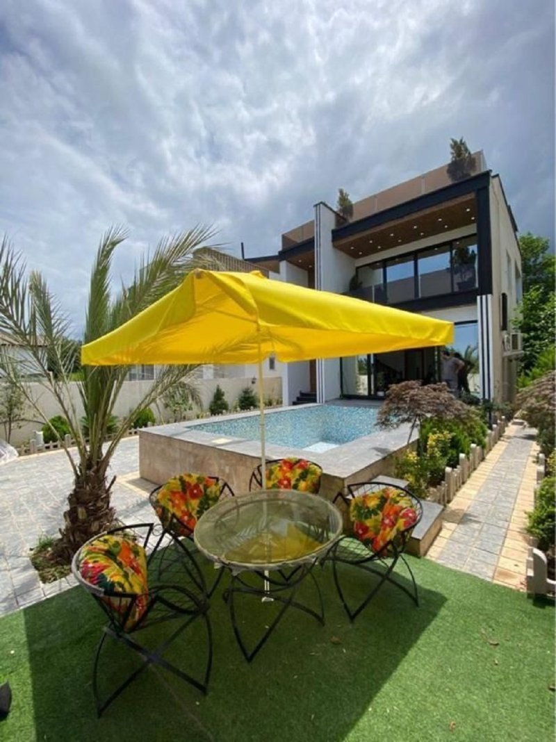 ویلا 330 متری سه خوابه در محمود آباد13783927001