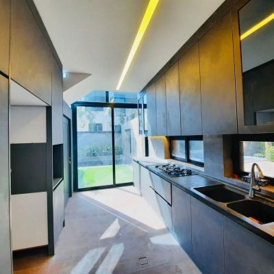 ویلا 450 متری چهارخوابه در محمود آباد