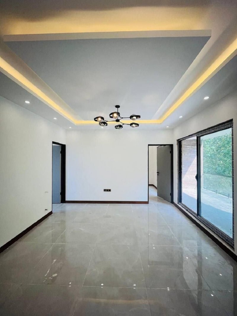 ویلا 360 متری چهارخوابه در نور نور مازندران13781126843