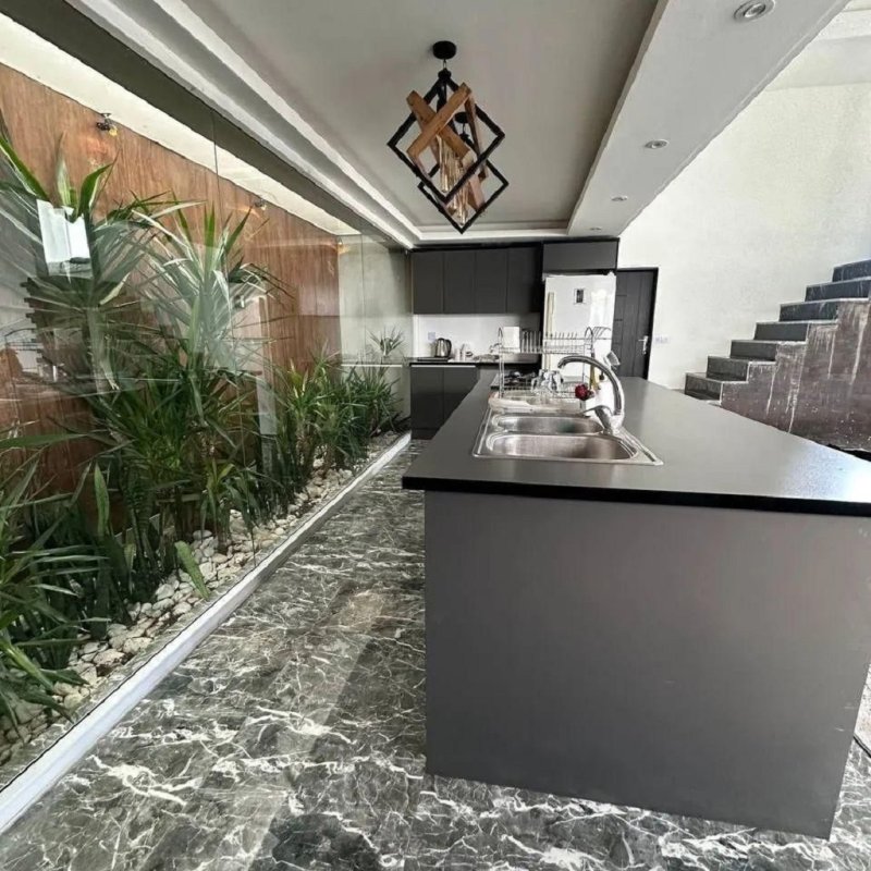 ویلا 200 متری دو خوابه در محمود آباد13783226957