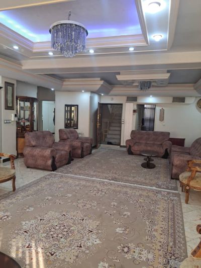 آپارتمان 134 متری دو خوابه در فاز 2 اندیشه