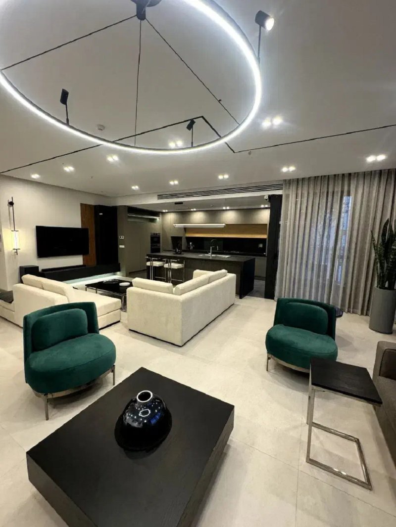 آپارتمان 170 متری سه خوابه در سعادت آباد تهران13794327212