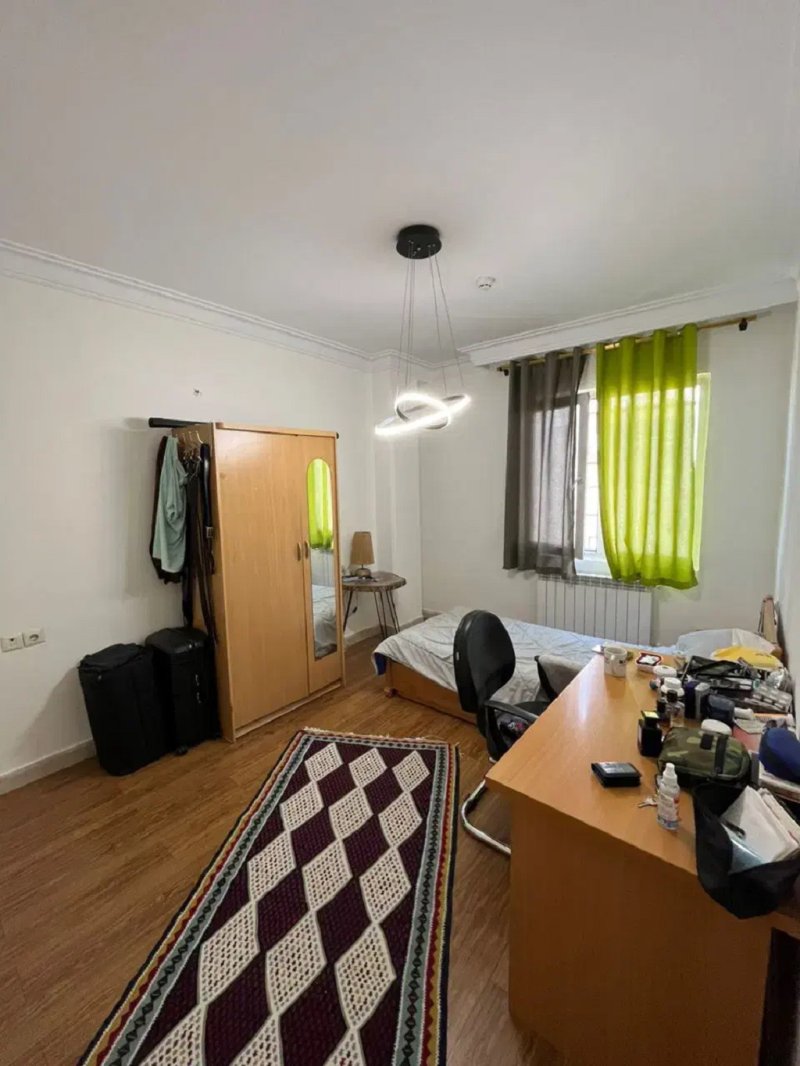 آپارتمان 142 متری سه خوابه در سعادت آباد تهران13797227273