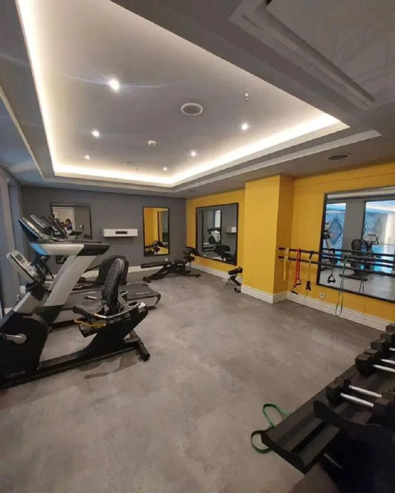 آپارتمان 200 متری سه خوابه در فرمانیه تهران13800627328