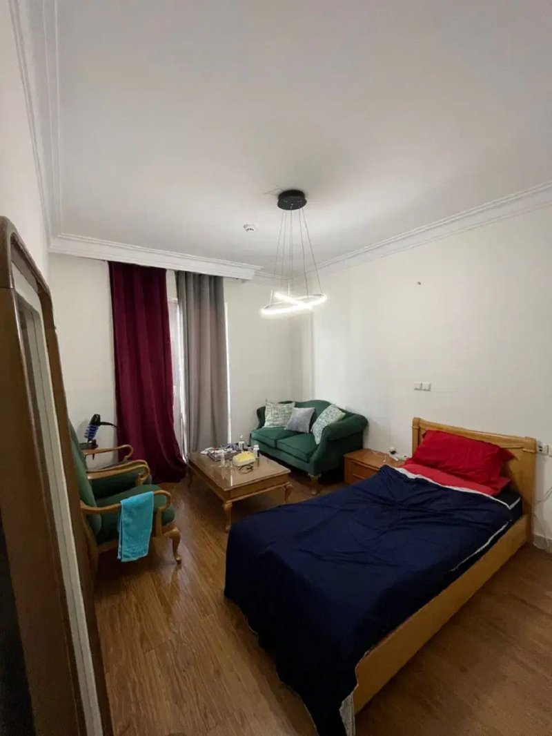 آپارتمان 142 متری سه خوابه در سعادت آباد تهران13797227272